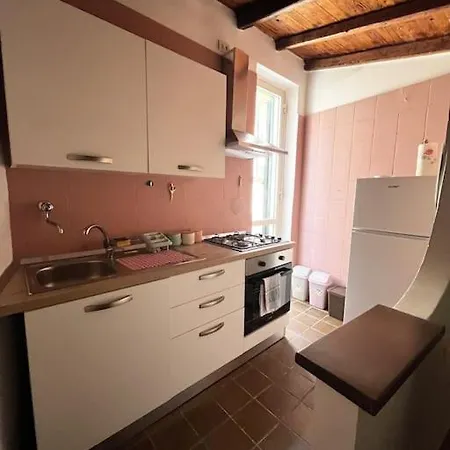 Apartment La Casa Di Gra, Casa Poetica Nel Centro Storico *